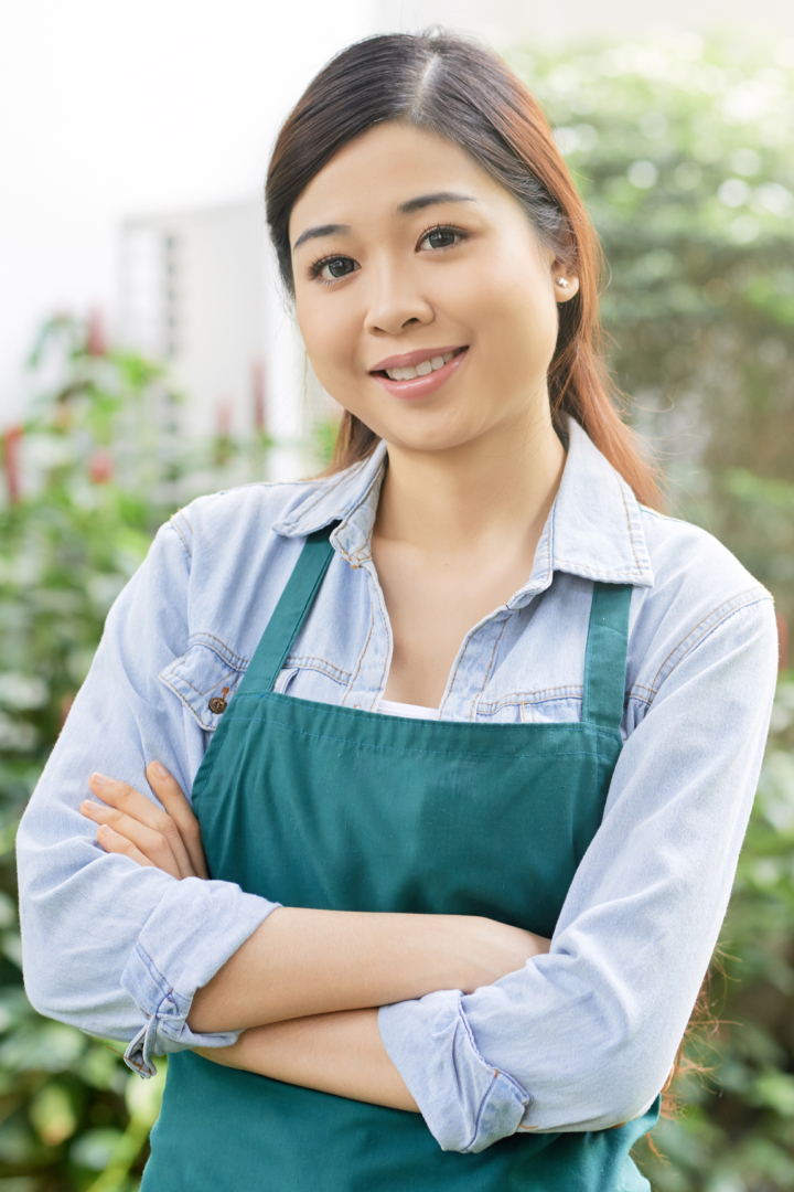 young-gardener-in-the-garden-2021-08-26-19-51-53-utc-1.jpg